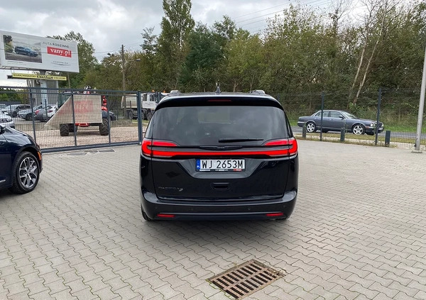 Chrysler Pacifica cena 219924 przebieg: 27000, rok produkcji 2021 z Bogatynia małe 529